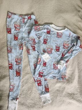 The Honest Company Light Blue Kids Popcorn & Soda Pajama Set